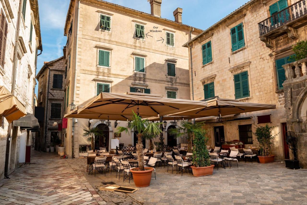 Cozy 2 Bedroom Apartment In Antique Bizanti Palace Kotor Exterior photo